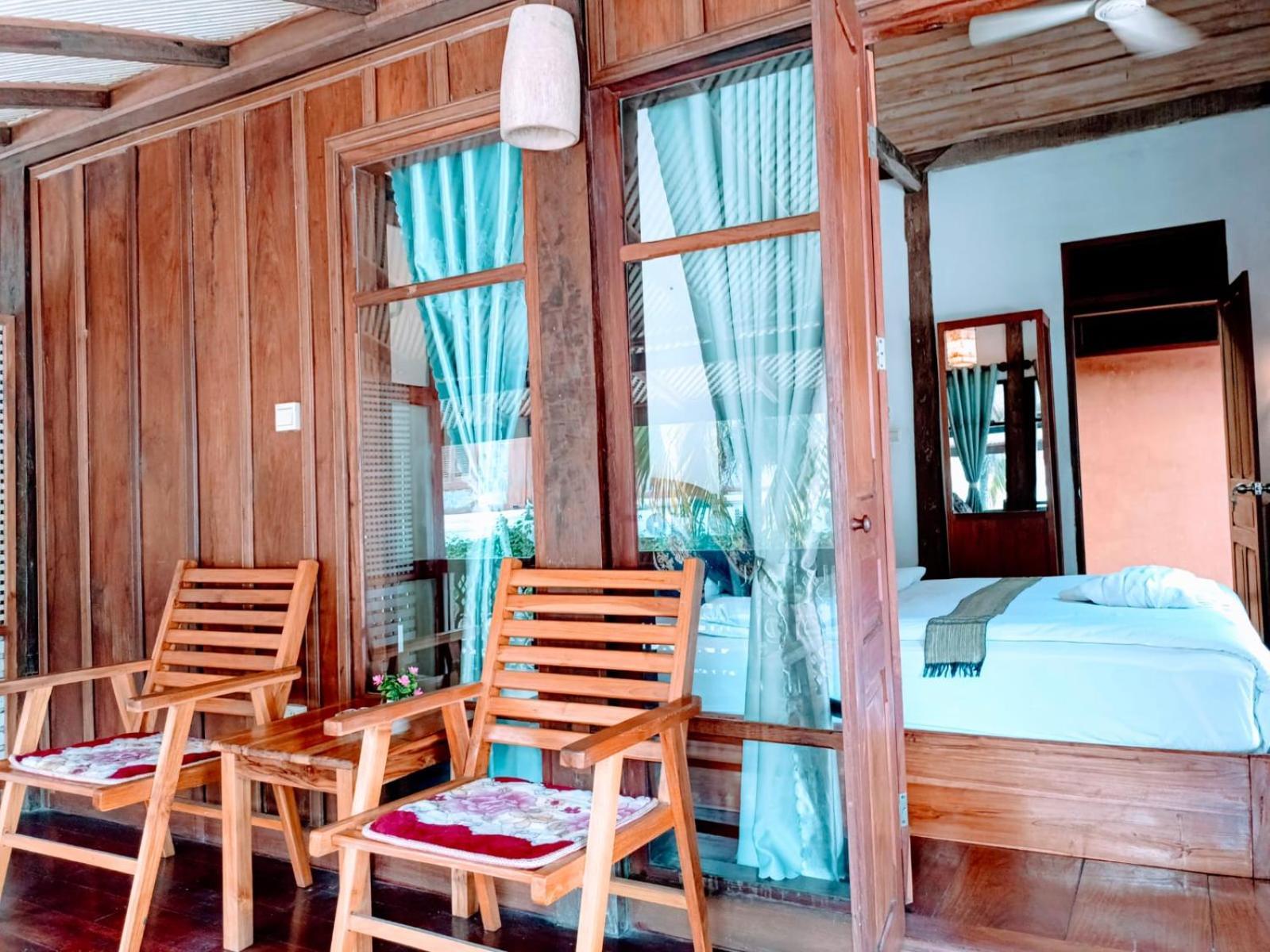 Ireenkevin Guesthouse Луанг Прабанг Екстериор снимка