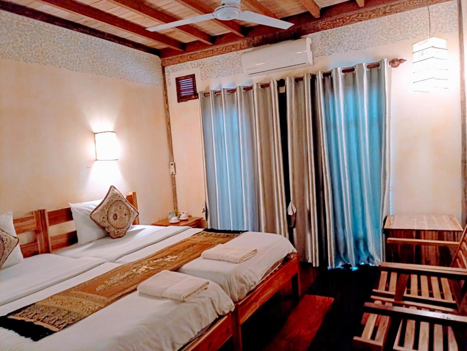 Ireenkevin Guesthouse Луанг Прабанг Екстериор снимка