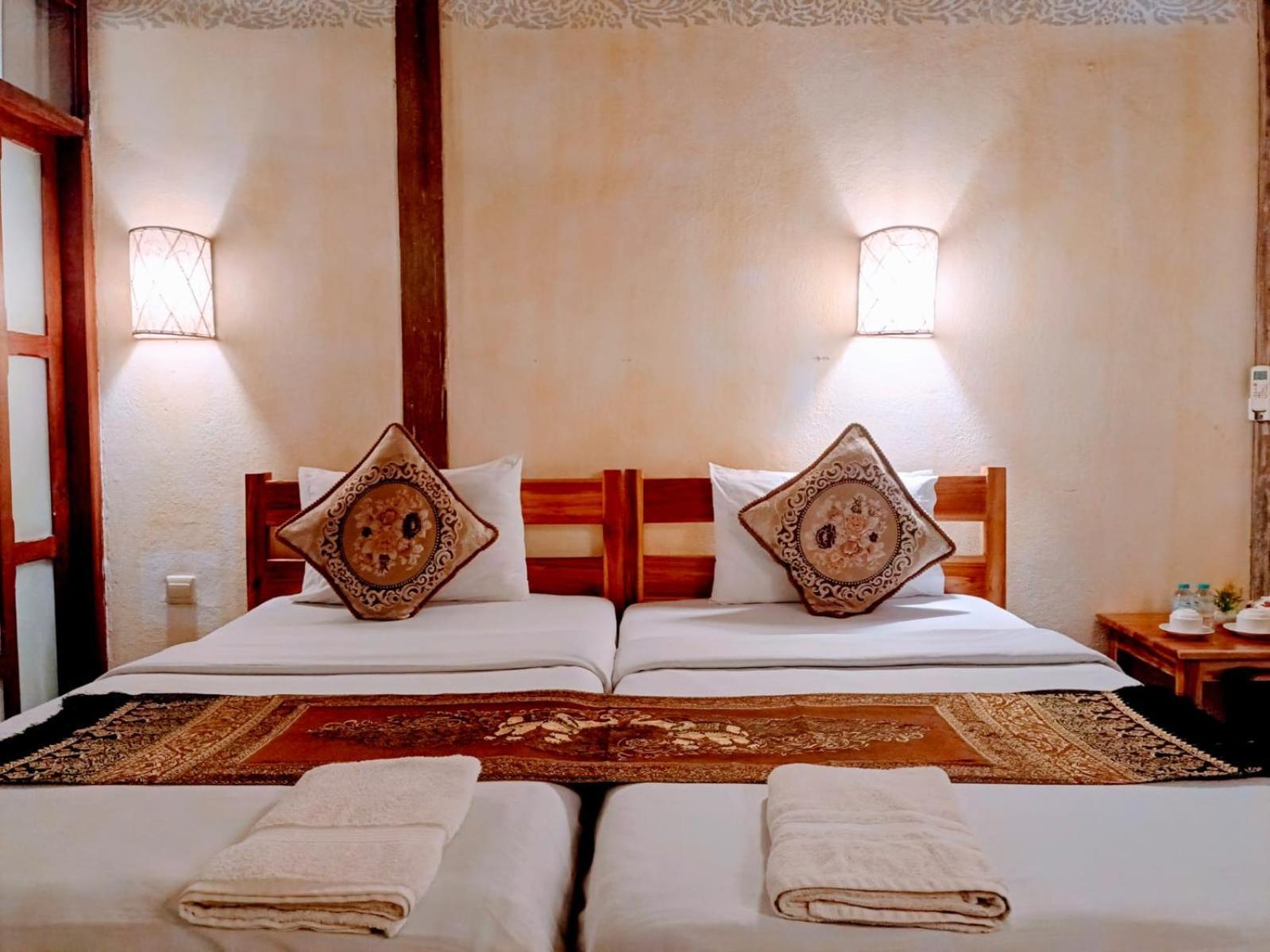 Ireenkevin Guesthouse Луанг Прабанг Екстериор снимка